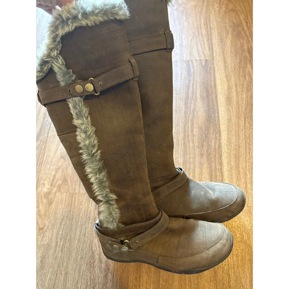 The North Face Brown Primaloft 200g Insulated Faux Fur Tall Boots‎ Womens 6